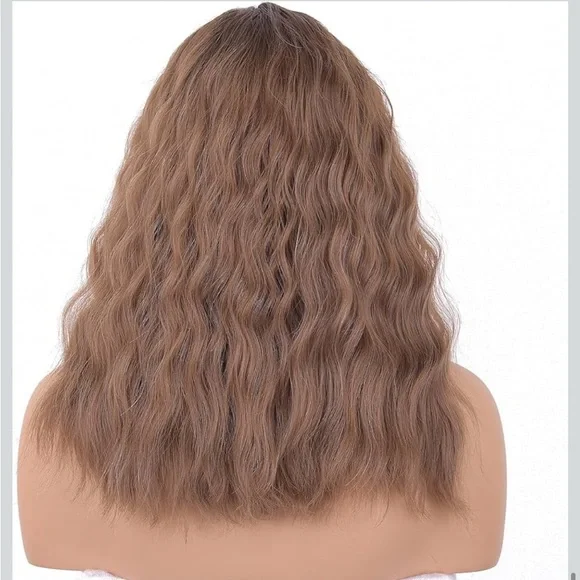 18 “ BROWN OMBRE WAVY LACE FRONT WIG *NEW*